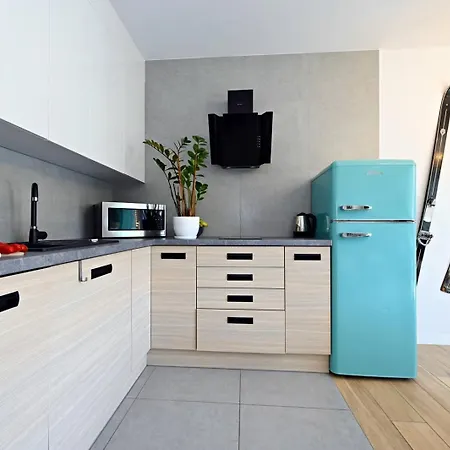 Na Slonecznej Gorze - Mietowy I Dziupla - Dream 슈차이르크